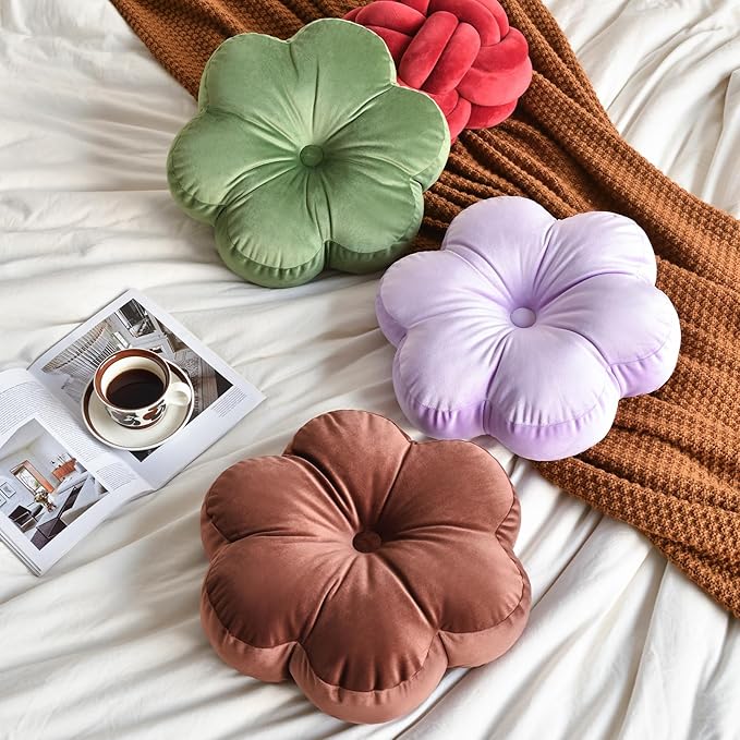 Xuyier Flower Pillow, Flower Shaped Throw Pillows with Velvet for Couch Bed Sofa Chair, Cute Home Decor Floor Seating Cushion Pillows for Living Room Bedroom(15 Inches, Lavender)