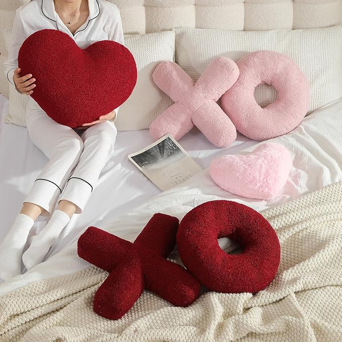 EastTree Heart Pillows, Wine Red Heart Shaped Pillows, Love Throw Pillows, Cute Sherpa Heart Decor, Small Fluffy Pillows, Women Girls Living Bedroom Home Decoration 10x13 Inch