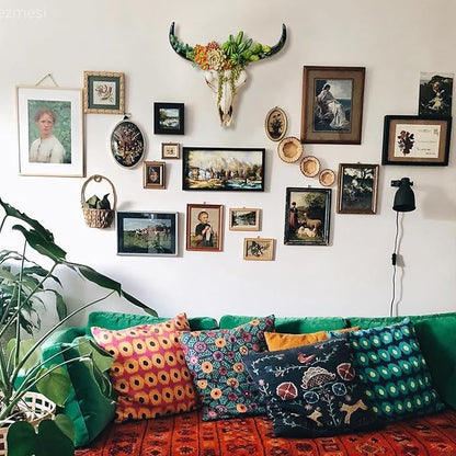 alikiki Rustic Western Home Decor - Tribal Wall Decor Western Long Horn Bull Skull Wall Decor Cow Buffalo Skull Bison Animal Head Wall Hanging Wall Arts w/Succulents for Bedroom Living Room Cold Cast Resin Figurines