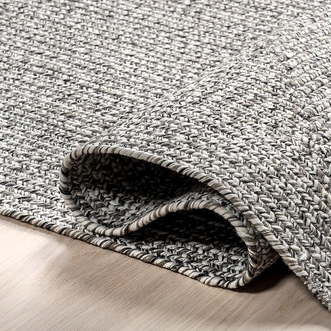 nuLOOM 4' Round Solid Hand Braided Indoor/Outdoor Area Rug, Pet-Friendly, High Traffic, Weather Resistant, for Patio, Balcony, Bedroom, Living, Dining Room, Wynn Salt and Pepper