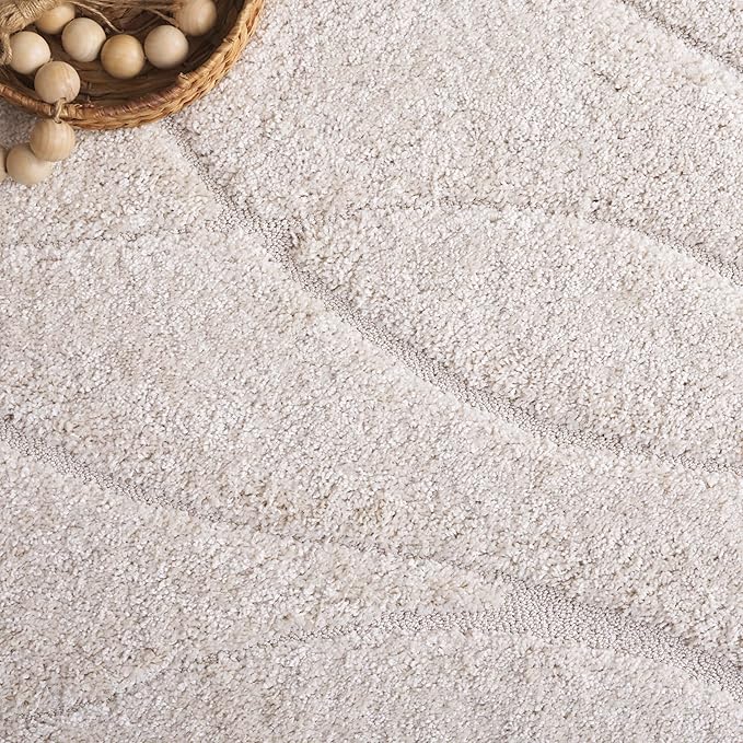 SAFAVIEH Florida Shag Collection Runner Rug - 21' Runner, Creme, Transitional Design, Ideal for High Traffic Areas in Hallway, Bathroom & Kitchen (SG471-1111-221)