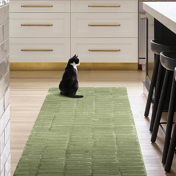 Nuloom Kailani Green, 2'8" x 8', Geometric, Soft and Cozy, High Traffic, Stain Resistant, Easy Clean, Durable Washable Runner for Bedroom, Living Room, Dining Space, Den, Foyer, Entryway
