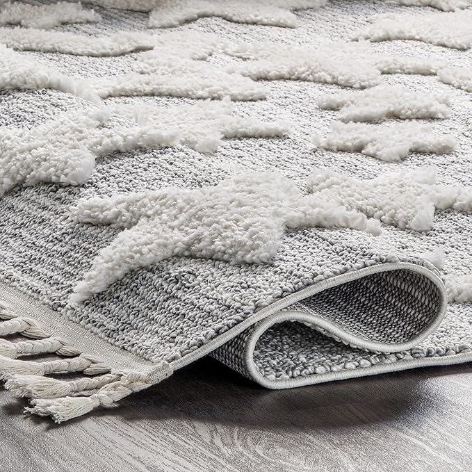 Nuloom Raven Light Grey/Ivory, 4' x 6', Modern Stars, High Low, Shag, Tassel, Soft and Plush, High Traffic, Stain Resistant, Easy Clean, Durable Area Rug for Bedroom, Living Room, Dining, Den, Foyer
