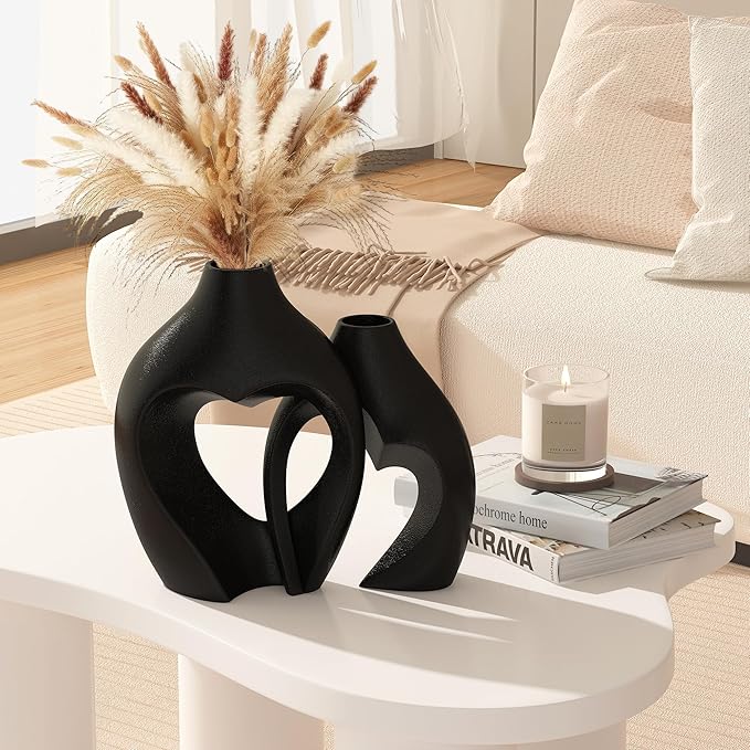 Zormon Black Vases for Decor, Heart Shaped Ceramic Vase Set of 2, Nordic Heart Shaped Vases, Minimalist Decorative Vase for Table Centerpiece Wedding Dining Living Room Office House Decoration