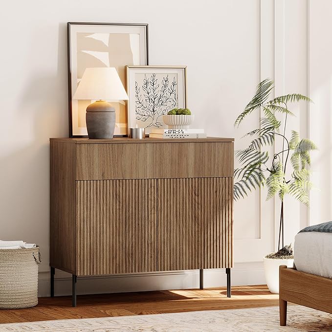 WAMPAT Fluted TV Stand TVs up to 35", 31.5" W Modern TV Entertainment Center with Storage Cabinets and 1 Drawers & 2 Doors, Wood Media TV Console Table with Storage for Living Room, Light Walnut