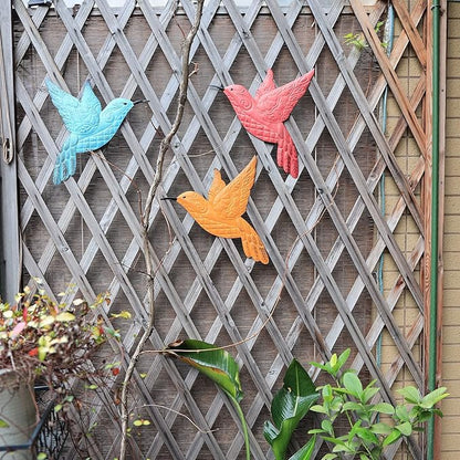 Metal Hummingbird Wall Decor, Outdoor Garden Patio Fence Wall Art,Hanging Decorations for Living Room, Bedroom,3 Pack