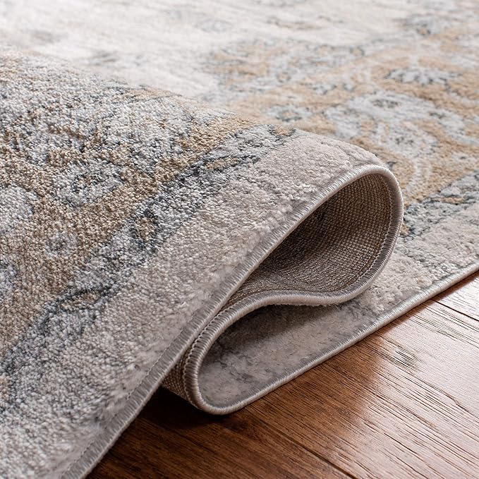 SAFAVIEH Isabella Collection Runner Rug - 2'2" x 8', Cream & Beige, Oriental Design, Non-Shedding & Easy Care, Ideal for High Traffic Areas in Living Room, Bedroom (ISA940B)