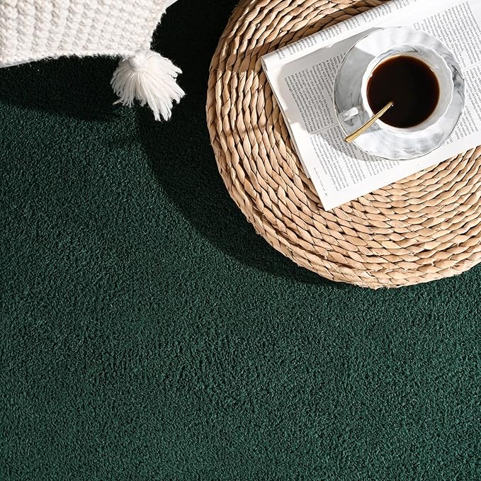 Gifeas Ultra Soft Round Area Rugs for Living Room Bedroom, 4x4 Feet Deep Green Thickened Memory Foam Modern Indoor Circle Carpets, Non-Slip Comfy Circular Rug for Boys Girls Nursery Room Home Decor