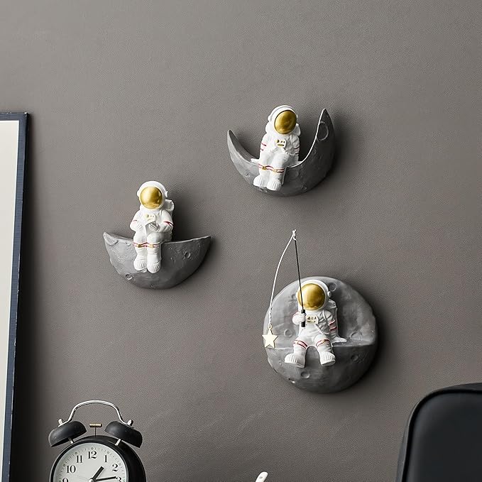 AWNR Astronaut Wall Decor Set of 3 Outer Space Theme Decorations Wall Hanging Sculptures Space Decor for Modern Home Decor Spaceman 3D Wall Decor for Bedroom Nursery Dorm