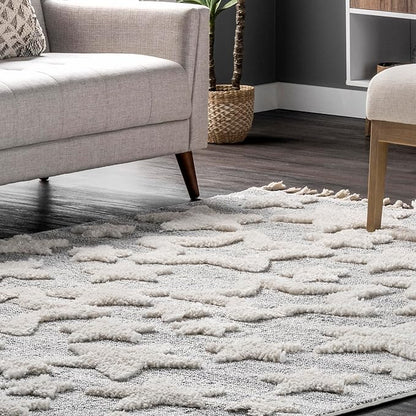 Nuloom Raven Light Grey/Ivory, 4' x 6', Modern Stars, High Low, Shag, Tassel, Soft and Plush, High Traffic, Stain Resistant, Easy Clean, Durable Area Rug for Bedroom, Living Room, Dining, Den, Foyer