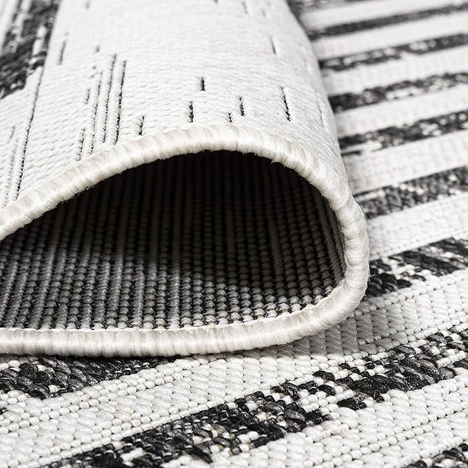 JONATHAN Y Stripe Geometric Indoor Outdoor Round Area Rug 6 Ft Ivory/Black, Zolak Berber for Backyard, Patio, Porch, Easy-Cleaning, High Traffic, Pet-Friendly, Non-Shedding (SMB124D-6R)
