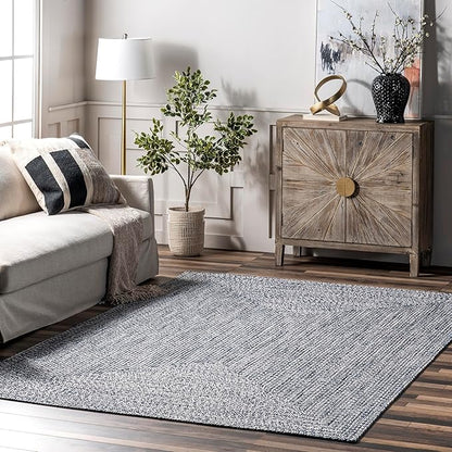 nuLOOM 3' x 5' Solid Hand Braided Indoor/Outdoor Area Rug, Pet-Friendly, High Traffic, Weather Resistant, for Patio, Balcony, Bedroom, Living, Dining Room, Wynn Navy