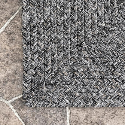 nuLOOM 6' Round Solid Hand Braided Indoor/Outdoor Area Rug, Pet-Friendly, High Traffic, Weather Resistant, for Patio, Balcony, Bedroom, Living, Dining Room, Wynn Charcoal