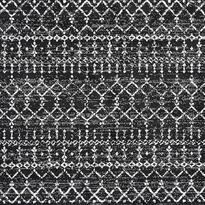 JONATHAN Y Boho Vintage Diamond Black/Ivory Square Area Rug 5X5 ft, Moroccan Hype for Living Room, Bedroom, Kitchen, Office, Easy-Cleaning, High Traffic, Pet-Friendly, Non-Shedding (MOH101D-5SQ)