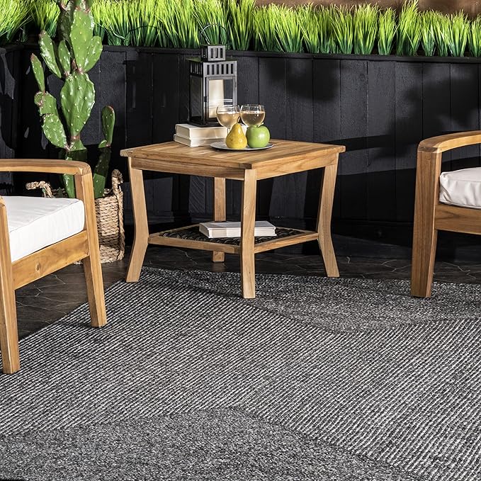 nuLOOM 4' x 6' Solid Hand Braided Indoor/Outdoor Area Rug, Pet-Friendly, High Traffic, Weather Resistant, for Patio, Balcony, Bedroom, Living, Dining Room, Wynn Charcoal